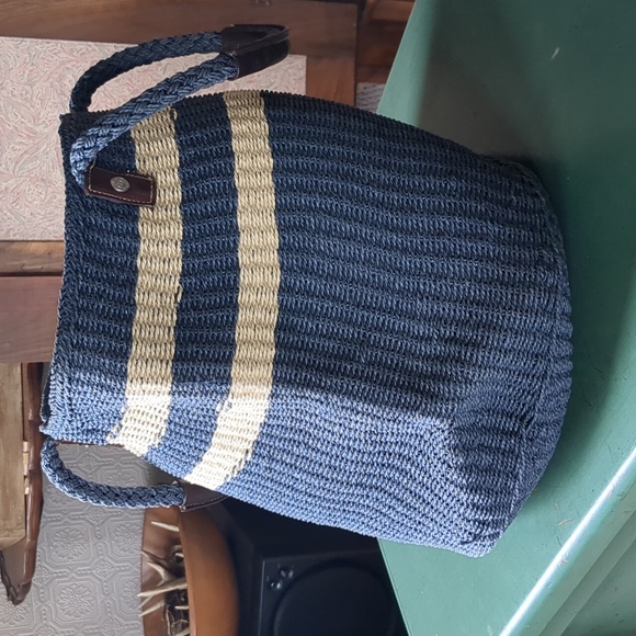 Vintage Fishermancore Blue and Cream Woven Tote with Leather Accents GAP - Picture 7 of 14